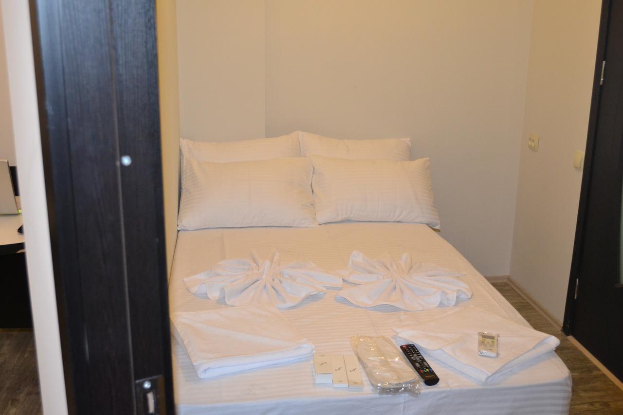 Hotel Rustaveli 36 Tbiliszi Kültér fotó