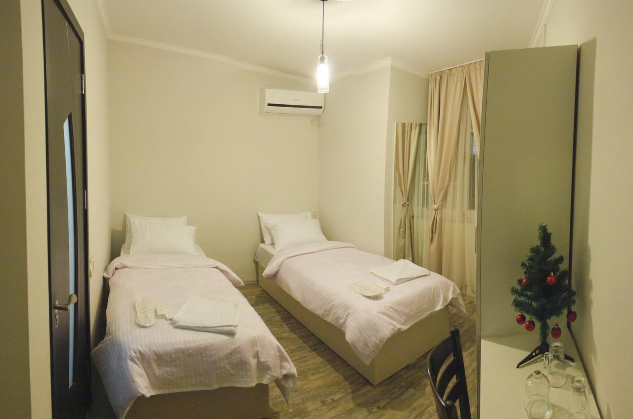 Hotel Rustaveli 36 Tbiliszi Kültér fotó