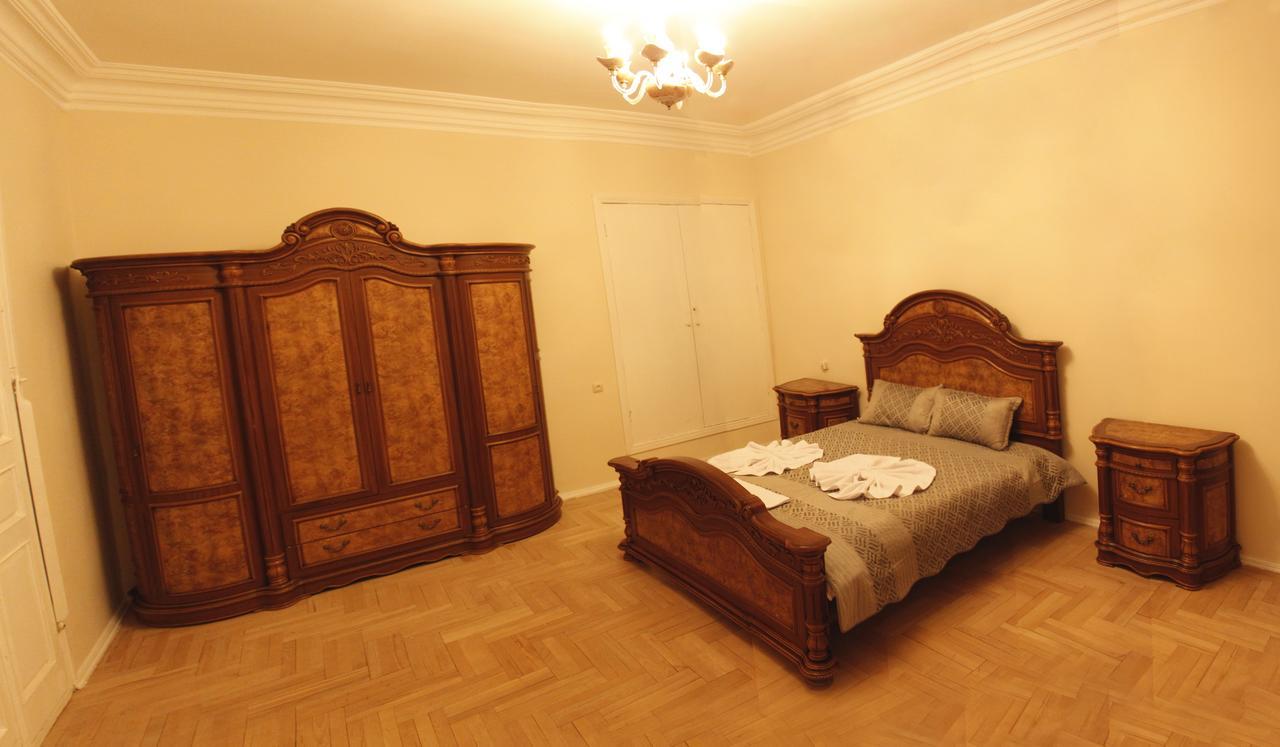 Hotel Rustaveli 36 Tbiliszi Kültér fotó