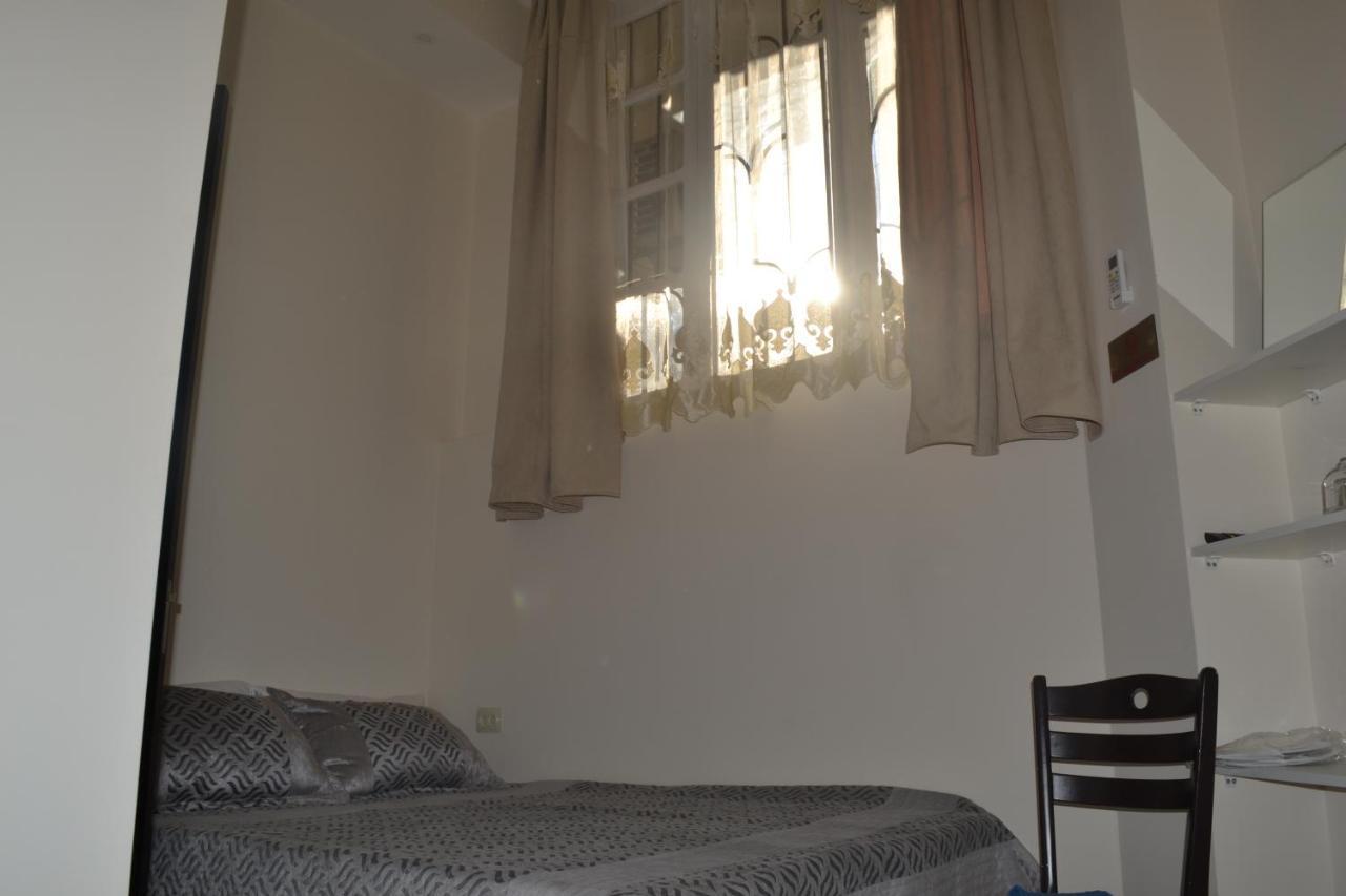 Hotel Rustaveli 36 Tbiliszi Kültér fotó