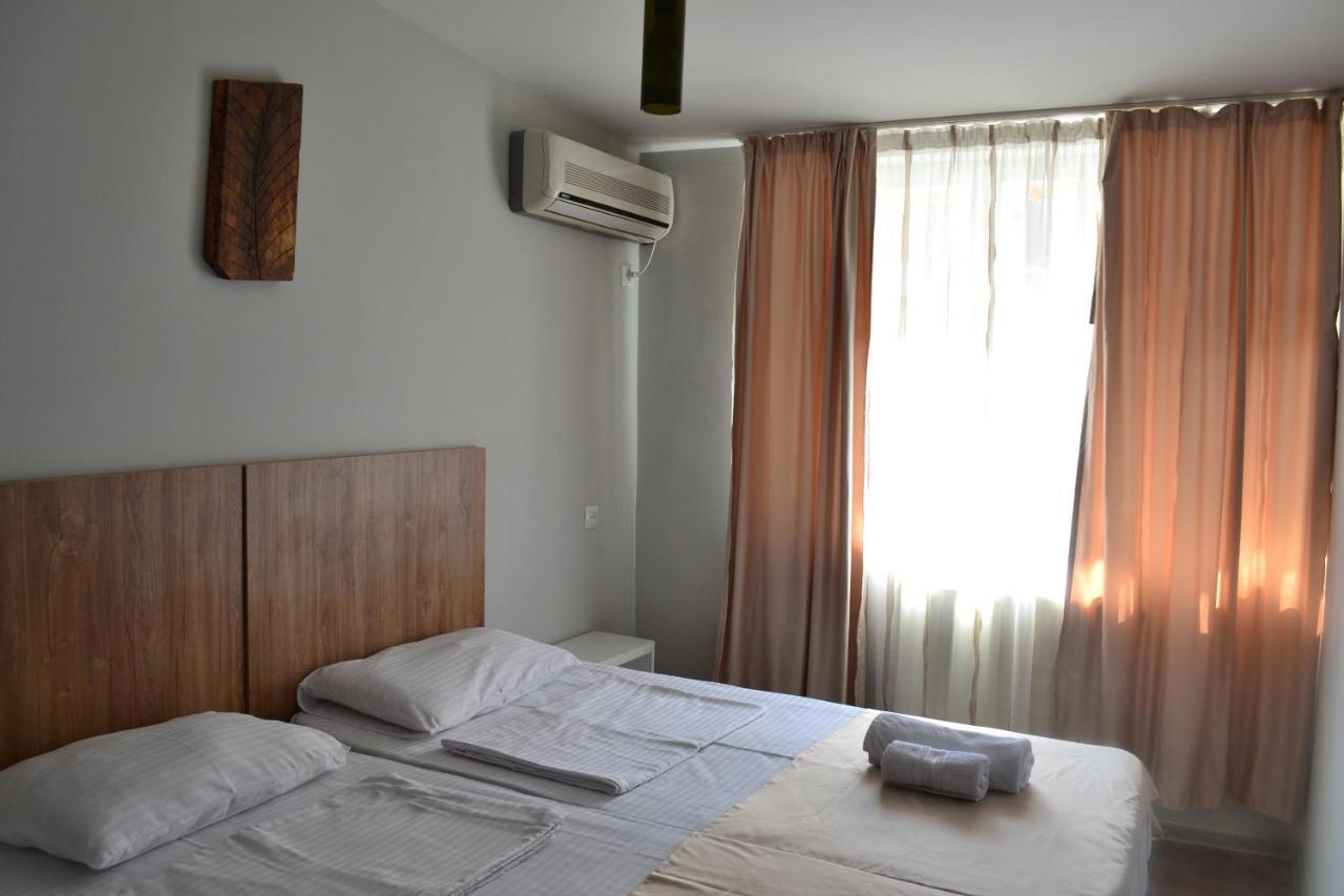 Hotel Rustaveli 36 Tbiliszi Kültér fotó